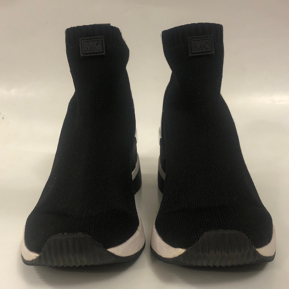 Michael Kors 6M Sneakers Black Slip-On White & Silver detail Excellent Condition - Picture 3 of 10